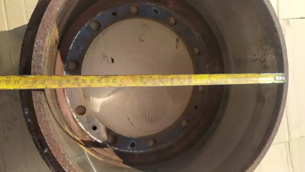 MAN F90 framhjulsbromstrumma - Begagnad OEM-del image 5