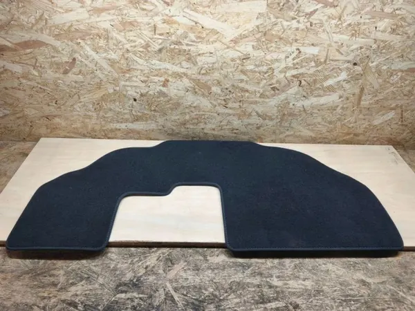 Conjunto de tapetes BMW OEM 748344807 - Usado image 6
