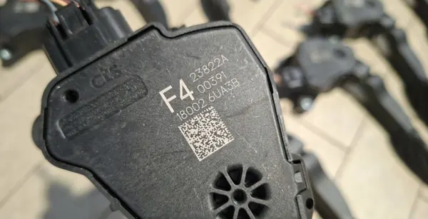Kaasupoljin OEM 180026UA3B Renault Australille image 3