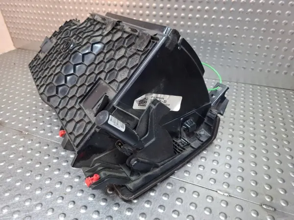 Handschoenkast BMW X5 F15 OEM S26372987 - Gebruikt image 4