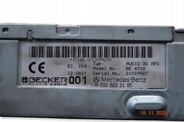 Radio Becker d'occasion OEM A2038201185 pour Mercedes image 8