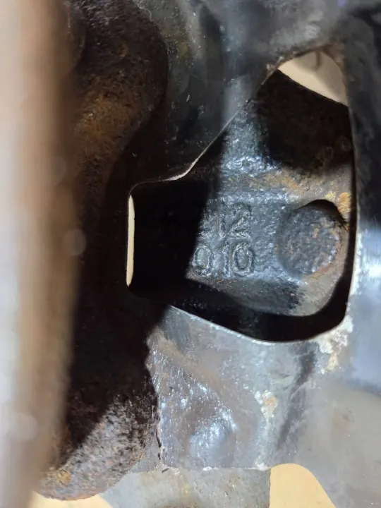 Rotule de direction gauche avant Toyota C-HR OEM 13212F4010 image 3