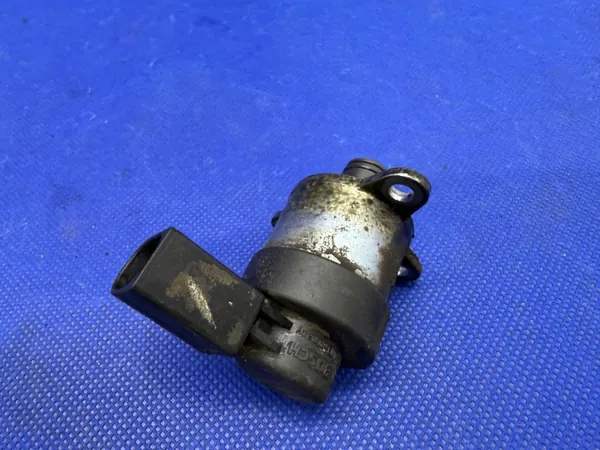 Capteur de pression carburant OEM 0928400572 Audi A6 C6 image 3
