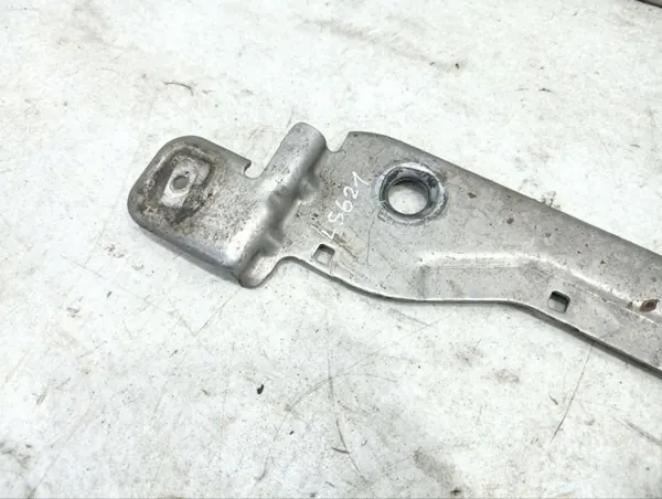 Kylarfäste Ford OEM FL346K767AB - Begagnad image 4