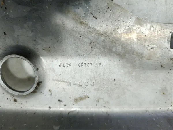 Kylarfäste Ford OEM FL346K767AB - Begagnad image 7