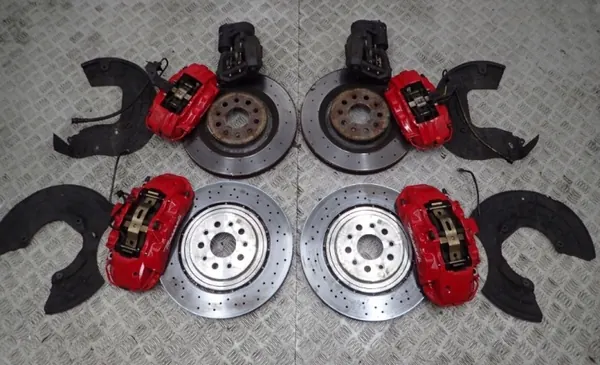Maserati Ghibli 3.0 Hintere Bremszangen OEM Set image 2