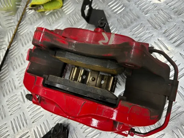 Maserati Ghibli 3.0 Hintere Bremszangen OEM Set image 8