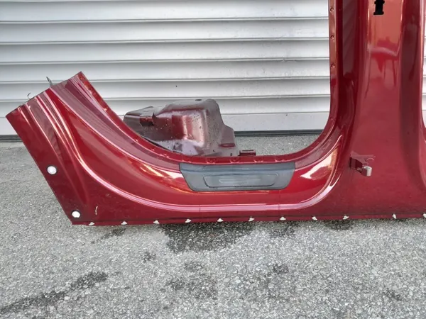 Audi Q5 II 80A oikea kynnyspaneeli - OEM-osat image 3
