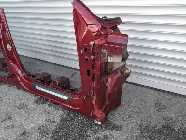 Audi Q5 II 80A oikea kynnyspaneeli - OEM-osat image 5