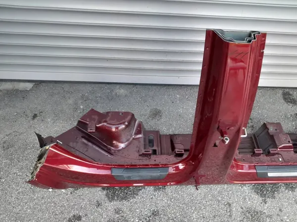 Audi Q5 II 80A oikea kynnyspaneeli - OEM-osat image 7