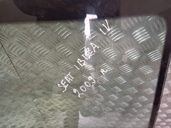 SEAT OEM CZOŁOWA Frontscheibe für Ibiza IV image 5