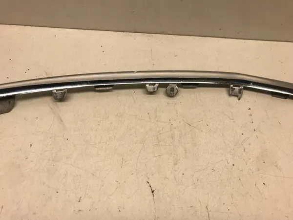 OPEL ASTRA J 2010- Krominen Etusäleikön Kehys OEM 13264458 image 3