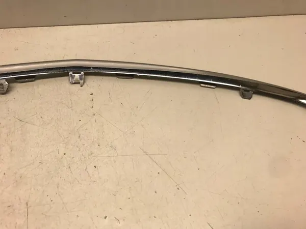 OPEL ASTRA J 2010- Krominen Etusäleikön Kehys OEM 13264458 image 4