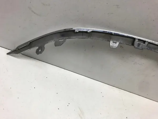 OPEL ASTRA J 2010- Krominen Etusäleikön Kehys OEM 13264458 image 7