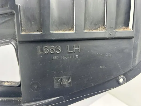 Para-lamas dianteiro esquerdo Land Rover Defender II L663 OEM L8B2 16A574 AD image 4