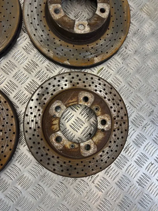 Porsche Cayman 987 2006 Remschijf en klauwset 99635140501 image 5