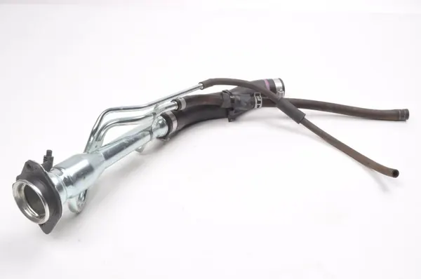 Suzuki Jimny IV 1.5 polttoainetäyttöputki OEM 394055 image 2