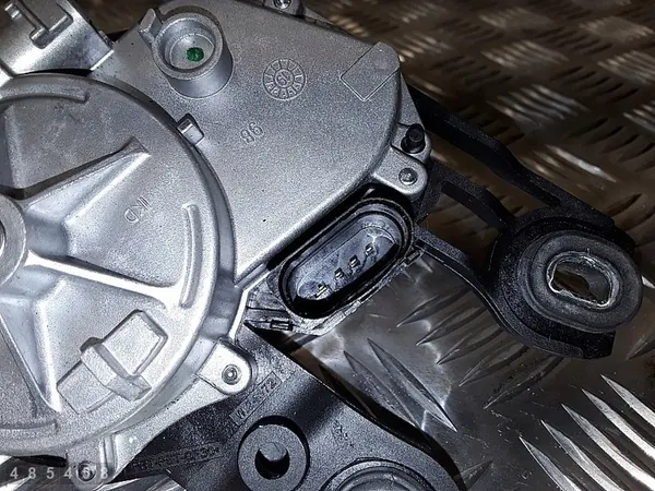 Ruitenwissermotor Skoda Octavia 2020 5F4955711A image 3