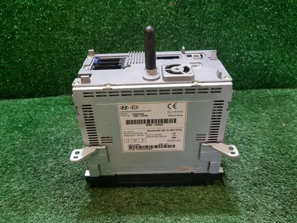 KIA OEM 96560-1H200EQ Fabriksradio med navigation image 8