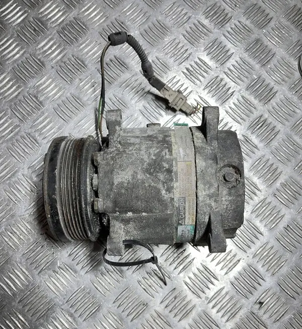 A/C Kompressori Citroen Xantia 1995 OEM 1135290 image 3