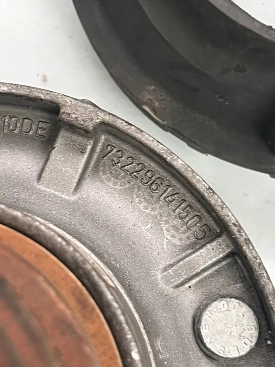 BMW Framfjädringsäte OEM 732296141505 - Begagnad image 7