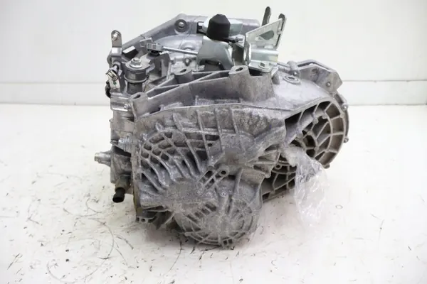 Manuaalivaihteisto FIAT 500L 1.6 D C635.6.35.21 image 5