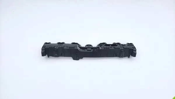 RENAULT CLIO IV 4 HB Suporte de Para-choque Traseiro Central (TC289) image 5