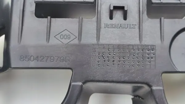 RENAULT CLIO IV 4 HB Suporte de Para-choque Traseiro Central (TC289) image 7