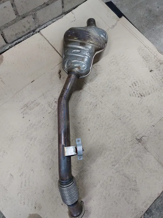 AUDI Q5 2.0 TFSI Silencieux d'échappement 80A253300K image 2