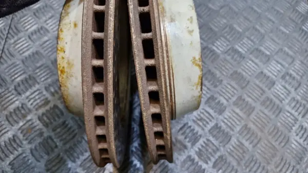 Bromsokset bak vänster+höger OEM Porsche image 10