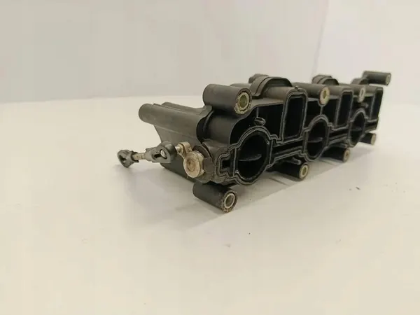 Collecteur d'admission VW TOUAREG 3.0L Diesel 2012 OEM 059129711CA image 10