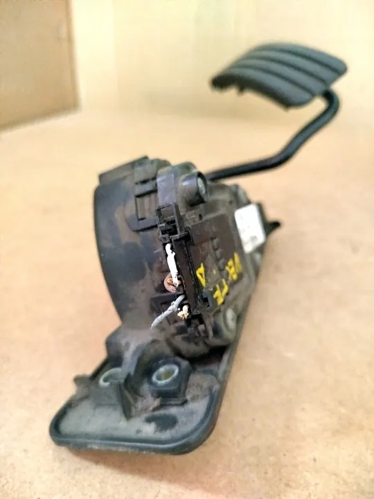 Gaspedaal Potentiometer Opel Vectra A 8200007512 image 3