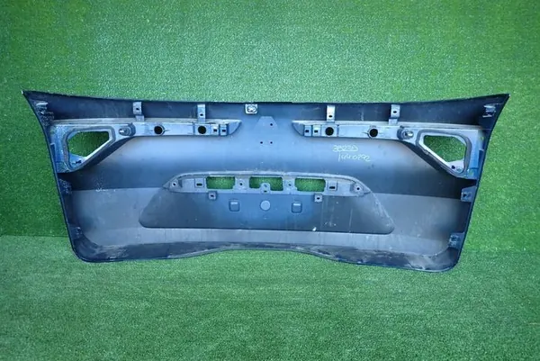 RENAULT MEGANE IV KOMBI acabamento traseiro image 5