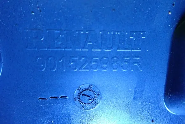 RENAULT MEGANE IV KOMBI acabamento traseiro image 6