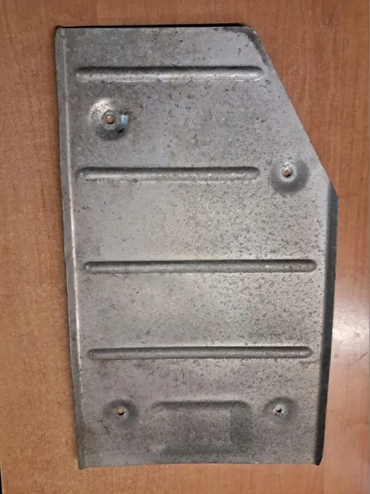 Mercedes warmteschild OEM 1074920830 voor 107 SL/SLC image 2