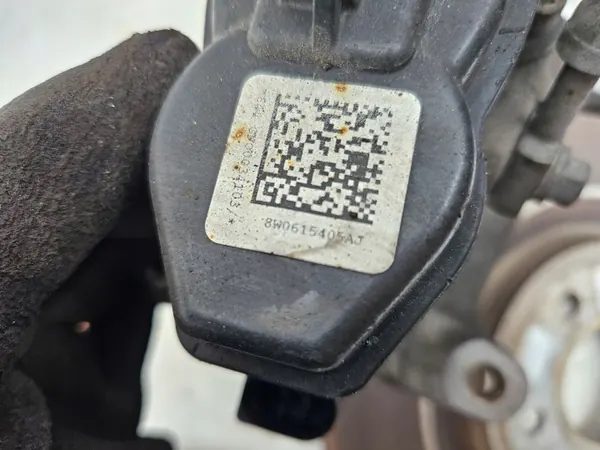 Jarrusatulat Taka OEM 8W0615405AJ/8W0615406AJ image 10