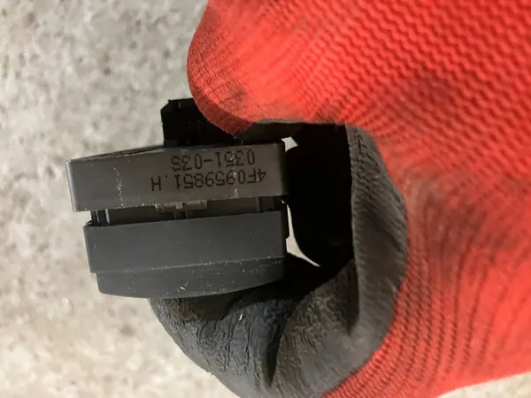 Fensterheber Schalter Audi A3 2011 OE 4F0959851H image 2