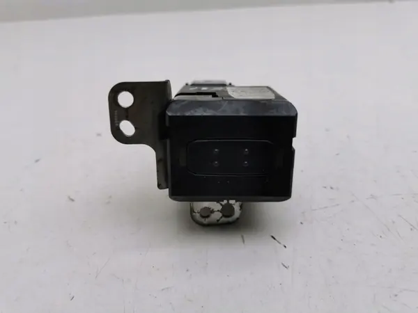 Interrupteur d'allumage Toyota Prius 2008 OEM 626399000 image 7