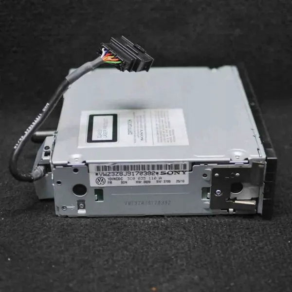 Changer CD VW OEM 3C0035110A pour Passat B6 image 4