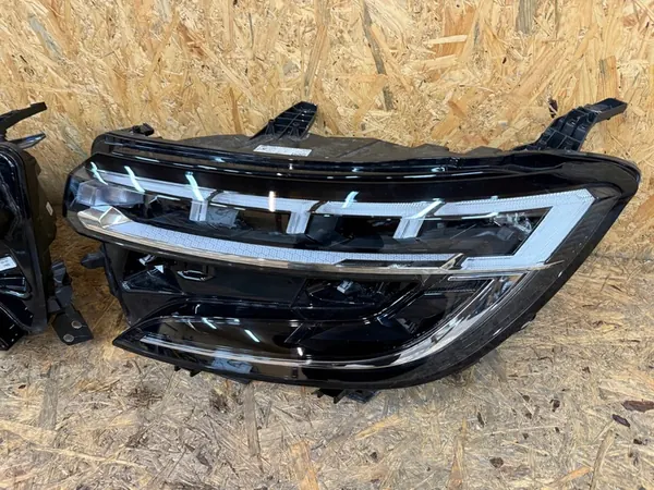 Koko etu vasen oikea ajovalot Renault Austral Full LED image 4