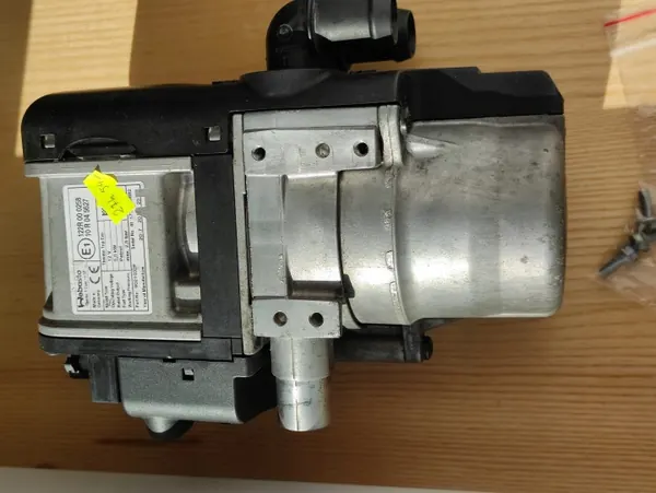 Webasto Thermo Top Evo 5.0KW bensinvärmare OEM 27h image 2