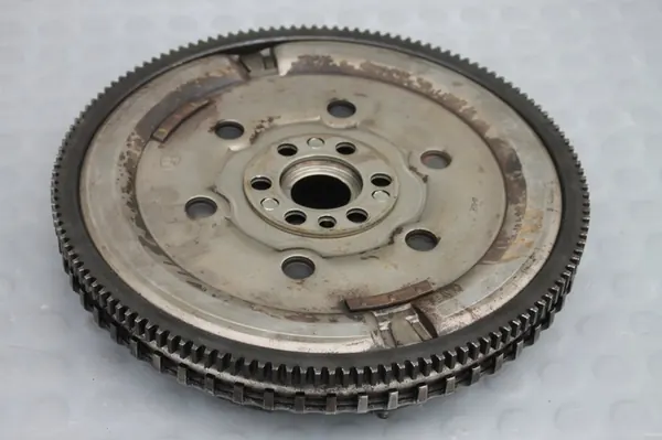 Volante de Dupla Massa Nissan Qashqai J11 1.2 DIG-T 13-21 OEM image 3