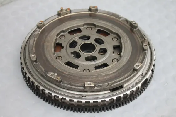 Volante de Dupla Massa Nissan Qashqai J11 1.2 DIG-T 13-21 OEM image 5