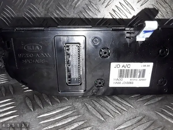 Module de contrôle AC Kia Ceed OEM 97250a2002 image 6