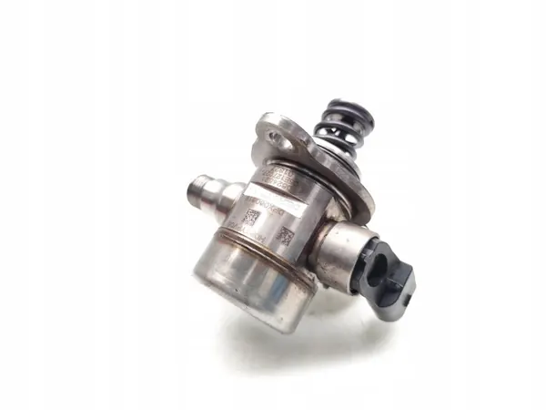 Skoda Octavia högtrycksbränslepump OEM 05E127027 image 3