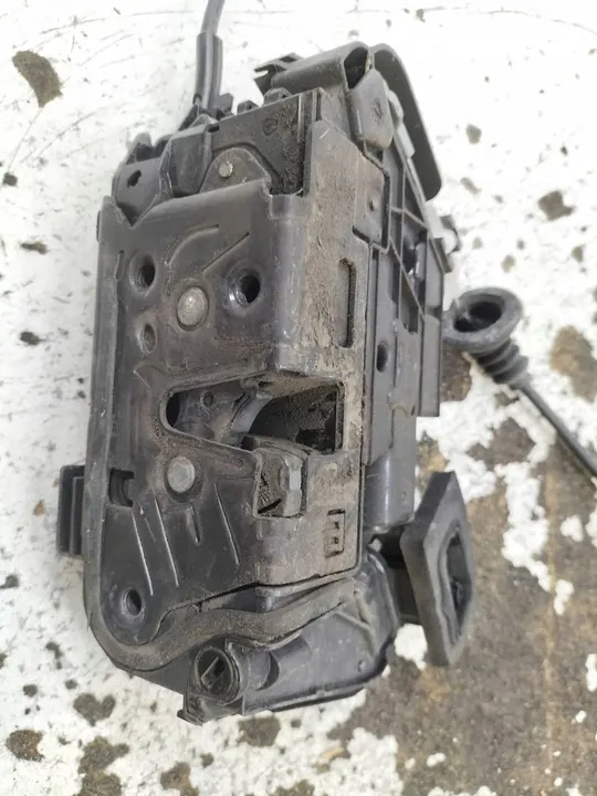 Höger Framdörrlås Skoda Fabia III (2014- ) OEM B6A-5TB837016A image 4