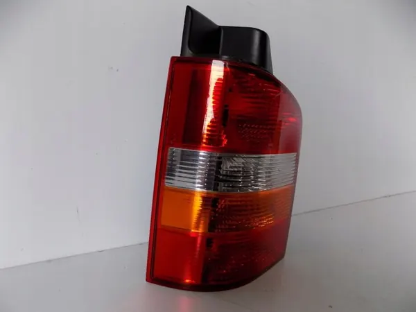 Volkswagen Transporter T5 - Lámpara Trasera Izquierda - 7H0945095J image 3