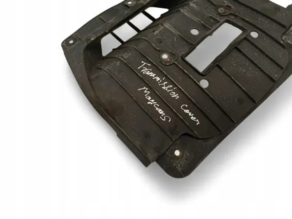 Couvercle de boîte Porsche Macan OEM 95B825370C image 4