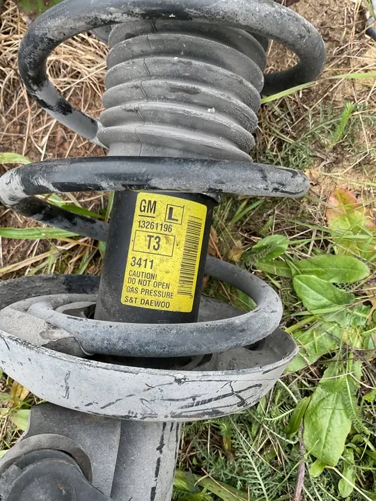 Ammortizzatore anteriore sinistro Chevrolet Orlando 1.8 image 2