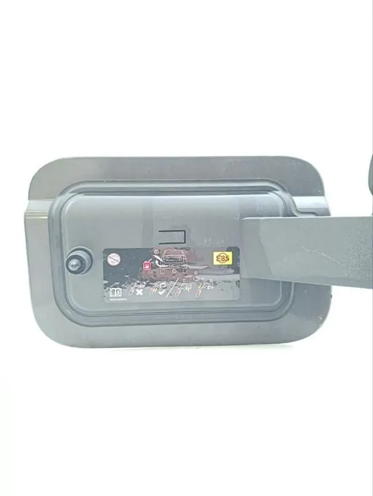 Bouchon de réservoir Jeep OEM 68377033AH - État utilisé image 9